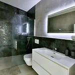 Residence Apartment *