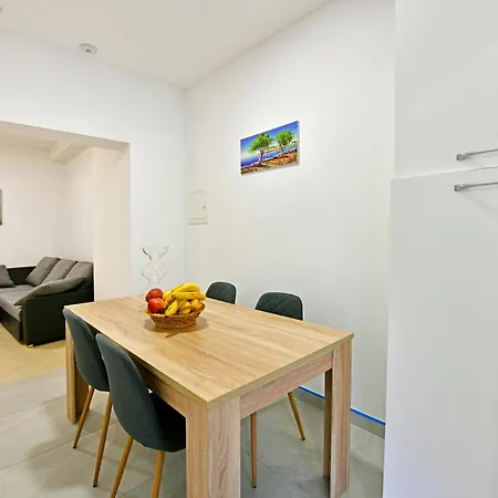Residence *